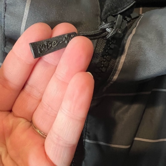 Pulse‎ jacket - Picture 7 of 7